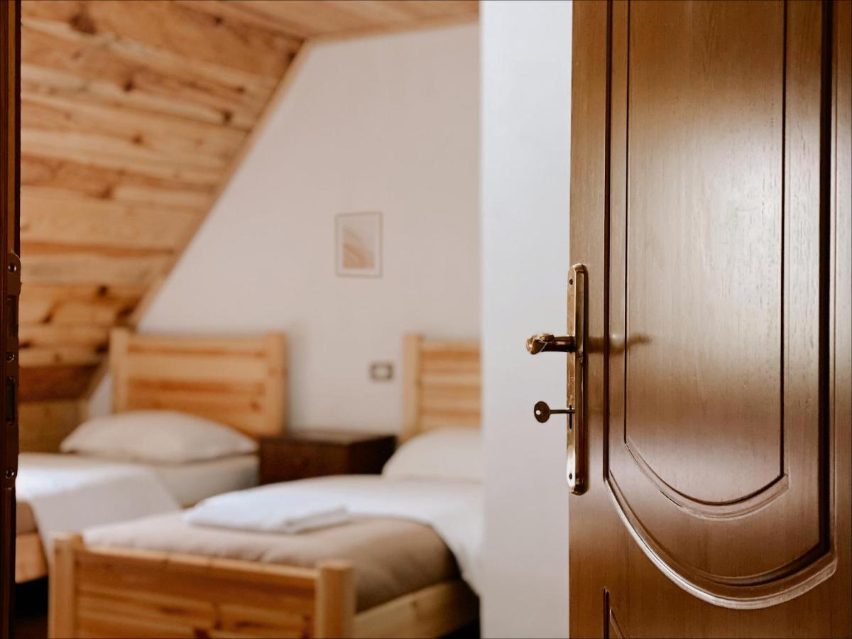 Guesthouse Pashko 세스 외부 사진